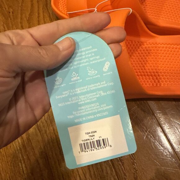Totes Everywear Slides Sandals Summer Orange Womens Size 11  NEW - Picture 3 of 8